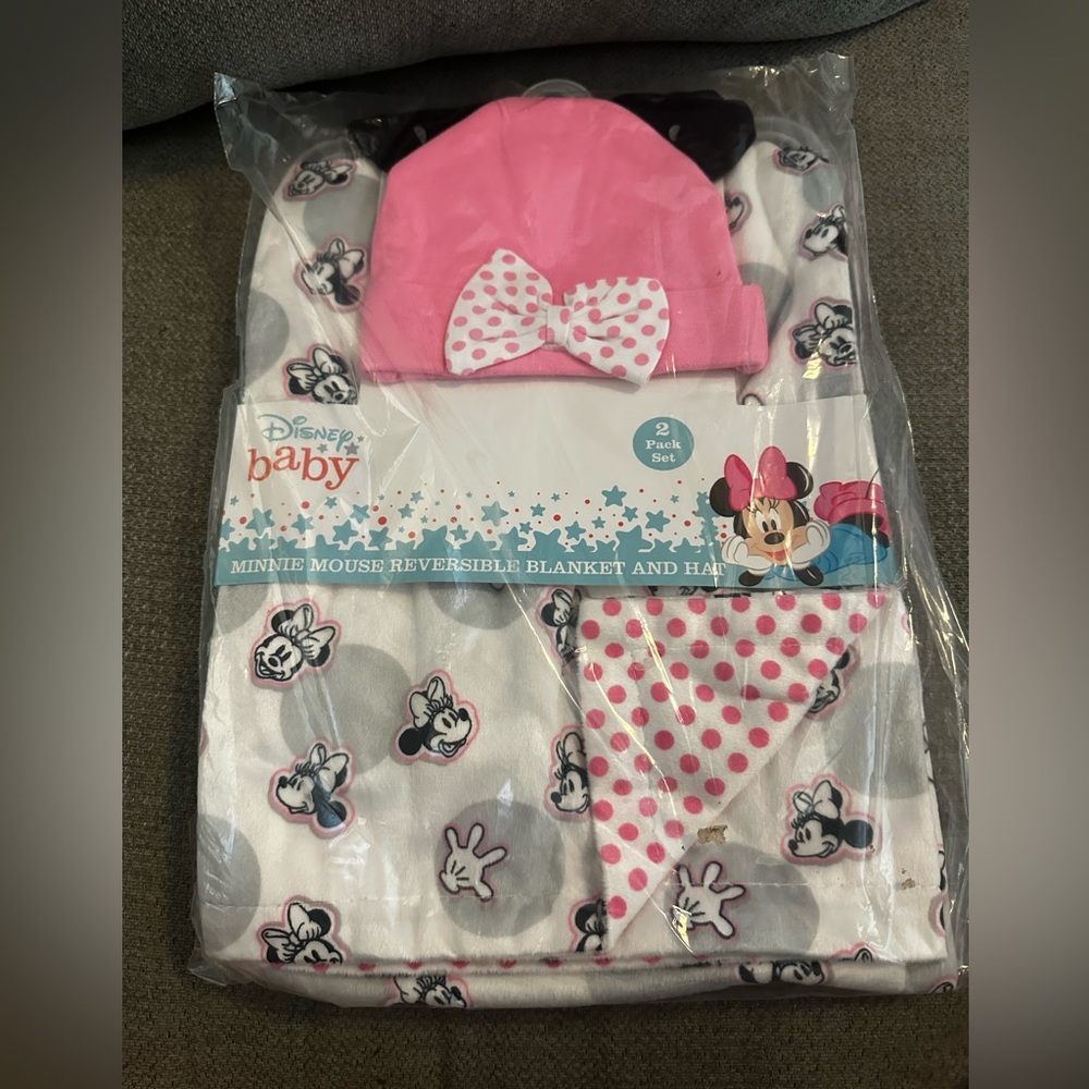 Minnie Mouse baby blanket